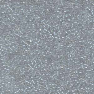 DB1677 Pearl Lined Transparent Pale Gray AB
